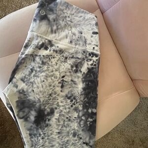 Lululemon align high rise diamond eye